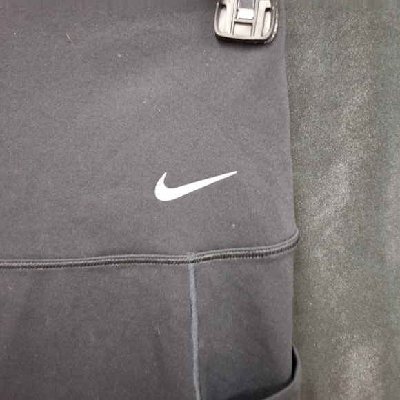 Nike Black Leggings - Picture 8 of 10